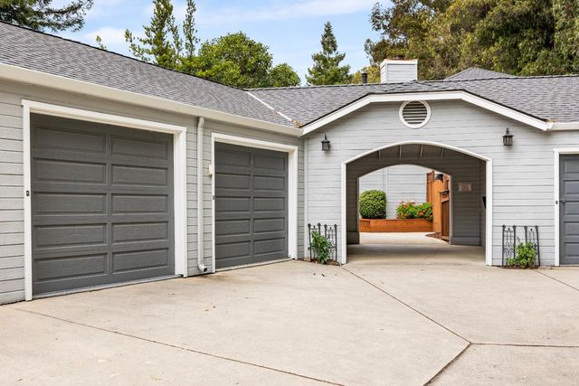 1644 Ocean Street, Santa Cruz, CA 95060