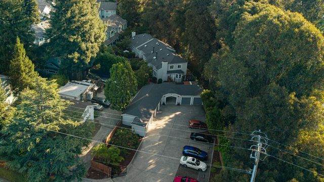 1644 Ocean Street, Santa Cruz, CA 95060