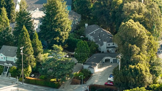 1644 Ocean Street, Santa Cruz, CA 95060