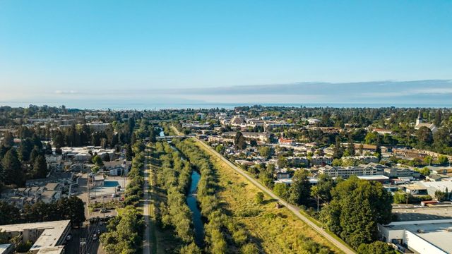 1644 Ocean Street, Santa Cruz, CA 95060
