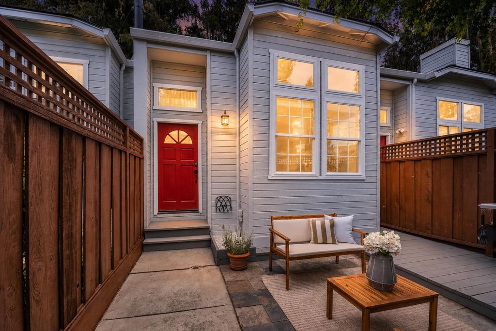 1644 Ocean Street, Santa Cruz, CA 95060
