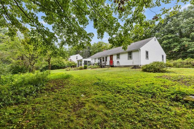 311 Old Street Road, Peterborough, NH 03458