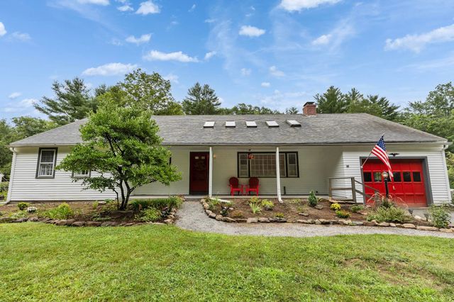 311 Old Street Road, Peterborough, NH 03458