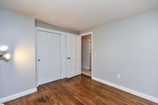 311 Old Street Road, Peterborough, NH 03458