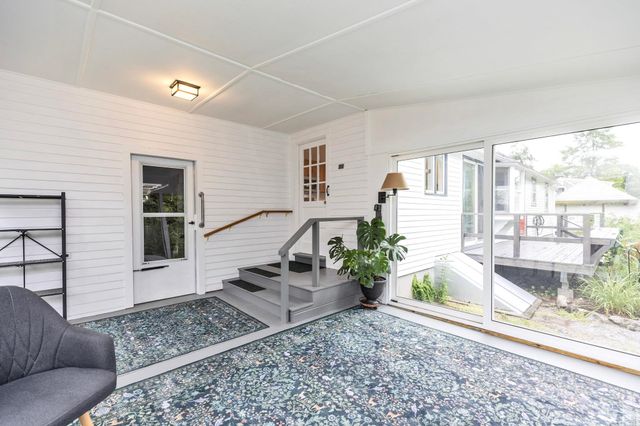311 Old Street Road, Peterborough, NH 03458