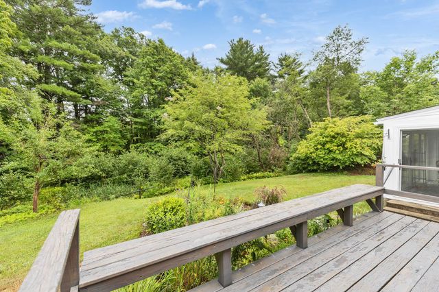 311 Old Street Road, Peterborough, NH 03458