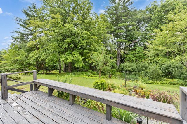 311 Old Street Road, Peterborough, NH 03458