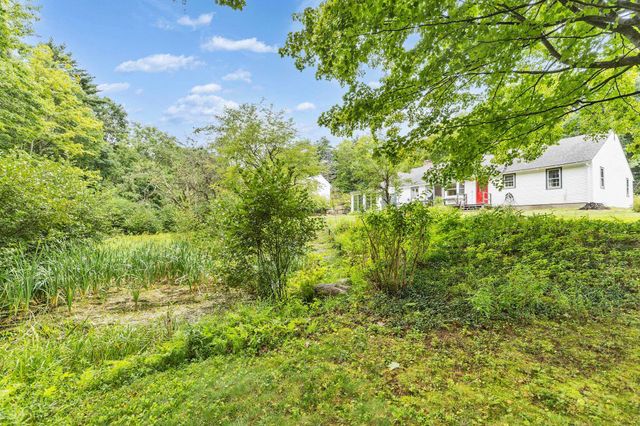311 Old Street Road, Peterborough, NH 03458