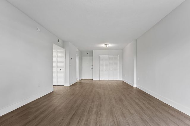 100 Kings Point Drive Unit 310, Sunny Isles Beach, FL 33160