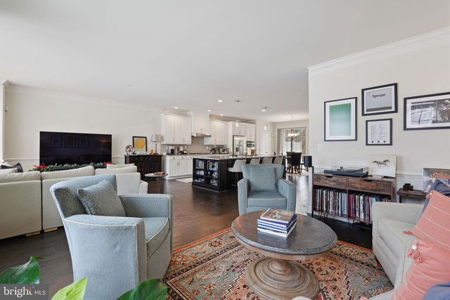 22597 WINDSOR LOCKS SQ, Ashburn, VA 20148