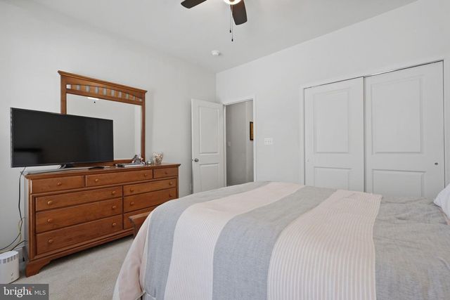 22597 WINDSOR LOCKS SQ, Ashburn, VA 20148