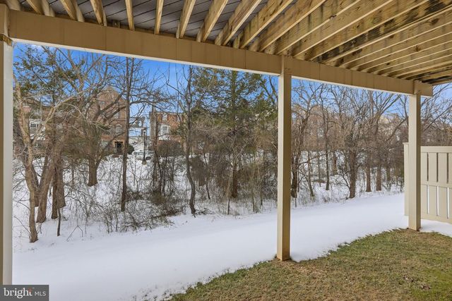 22597 WINDSOR LOCKS SQ, Ashburn, VA 20148