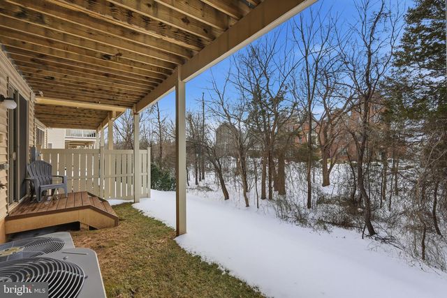 22597 WINDSOR LOCKS SQ, Ashburn, VA 20148