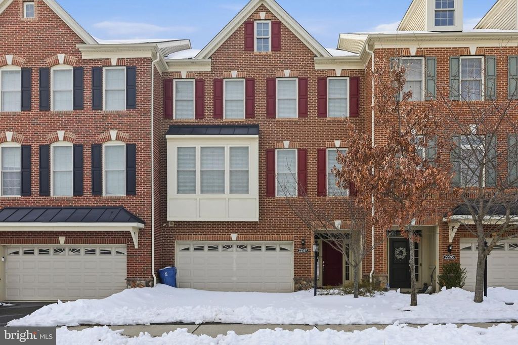 22597 WINDSOR LOCKS SQ, Ashburn, VA 20148