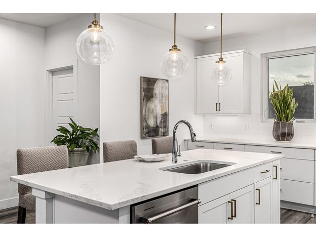 6820 E Lowry Blvd, Denver, CO 80230