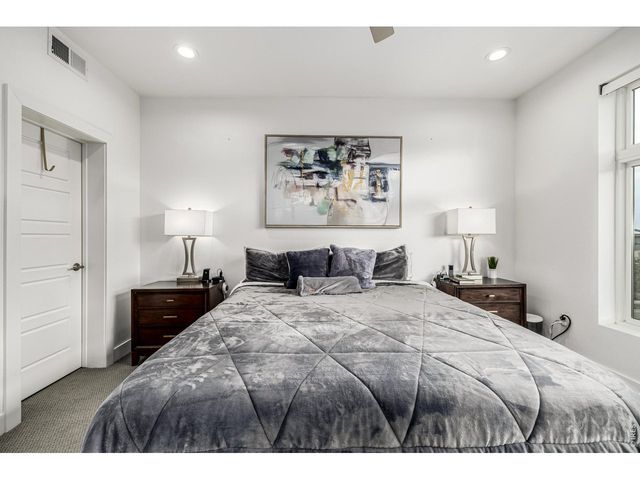 6820 E Lowry Blvd, Denver, CO 80230