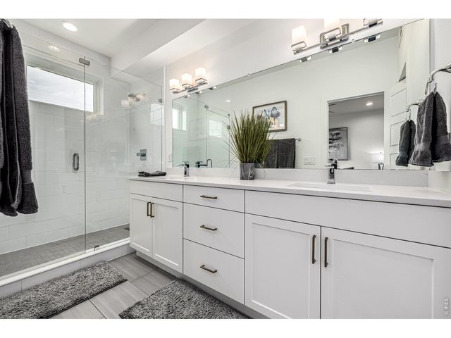 6820 E Lowry Blvd, Denver, CO 80230