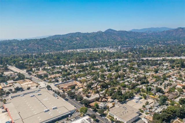 823 N Orange Grove Boulevard, Pasadena, CA 91103