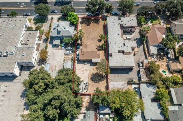 823 N Orange Grove Boulevard, Pasadena, CA 91103