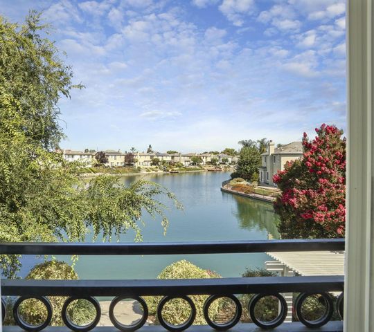 4119 Spyglass Dr, Stockton, CA 95219