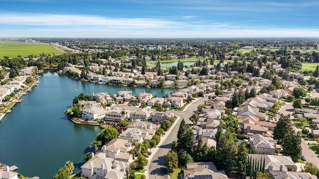 4119 Spyglass Dr, Stockton, CA 95219