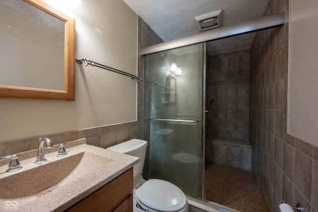 3695 W 100 N, Greenfield, IN 46140