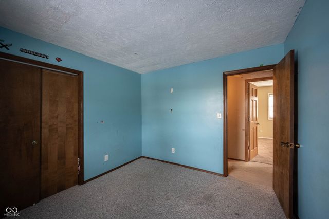 3695 W 100 N, Greenfield, IN 46140