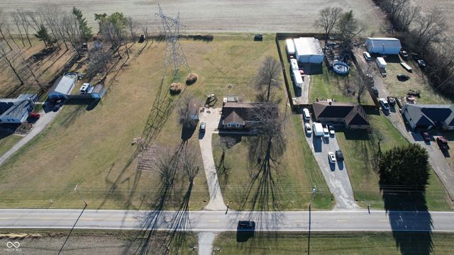 3695 W 100 N, Greenfield, IN 46140