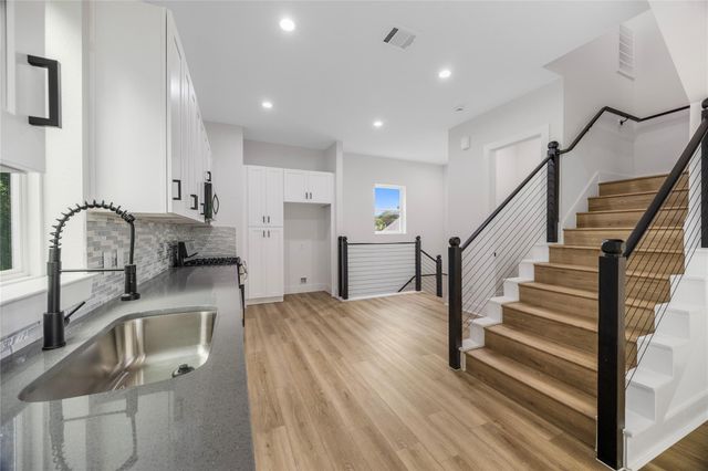 1046 Marjorie Street C, Houston, TX 77088