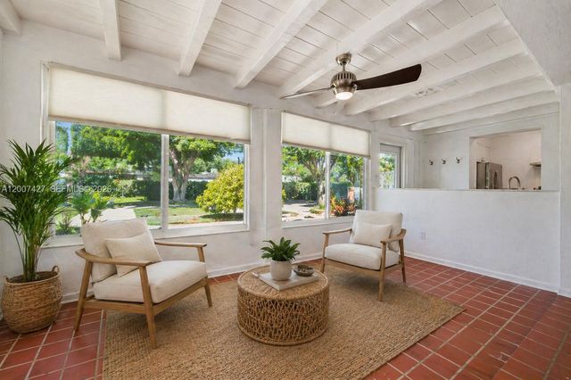 5889 Devonshire Blvd, Miami, FL 33155
