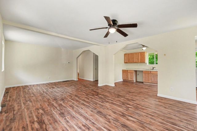 8547 Davis Road, Maineville, OH 45039