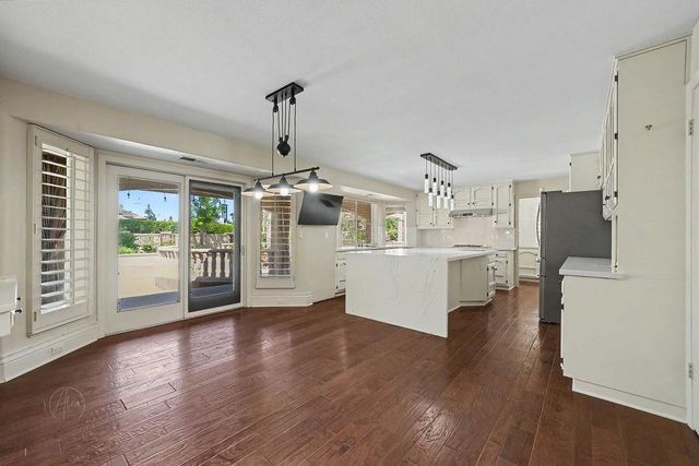 10111 N Spanish Bay Drive, Fresno, CA 93720