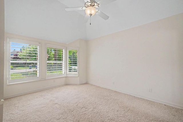 10111 N Spanish Bay Drive, Fresno, CA 93720