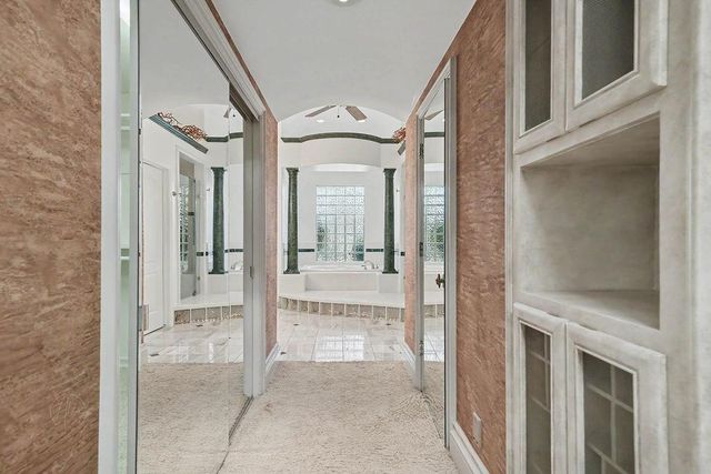 10111 N Spanish Bay Drive, Fresno, CA 93720