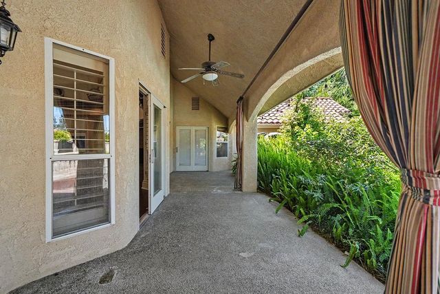 10111 N Spanish Bay Drive, Fresno, CA 93720