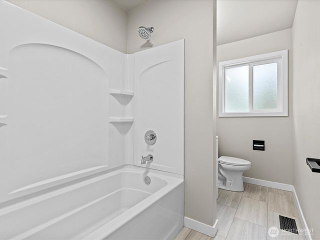 418 S 190th Street, Burien, WA 98148