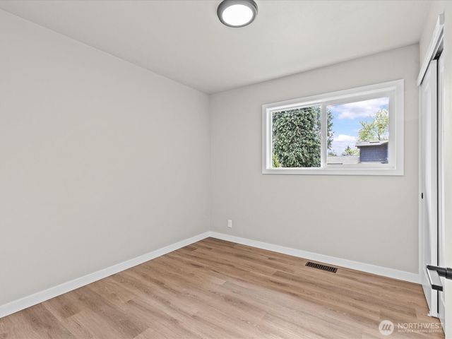 418 S 190th Street, Burien, WA 98148