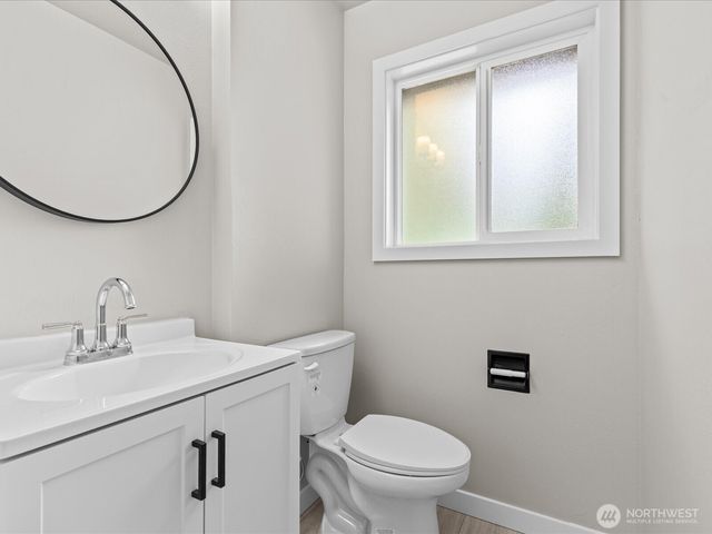 418 S 190th Street, Burien, WA 98148