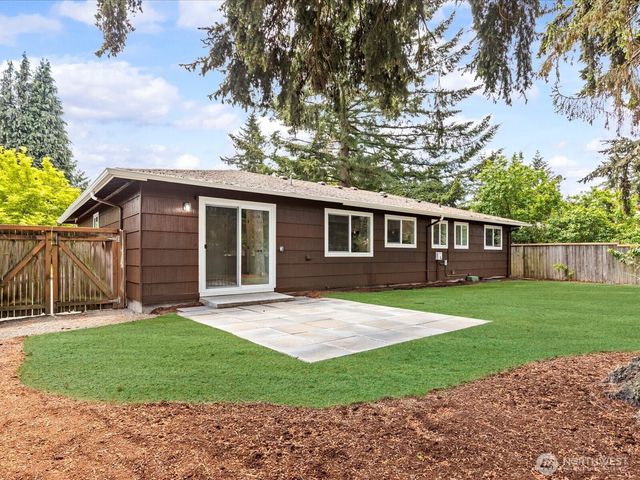 418 S 190th Street, Burien, WA 98148