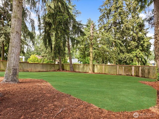 418 S 190th Street, Burien, WA 98148