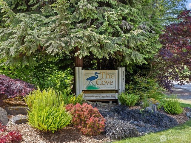 418 S 190th Street, Burien, WA 98148