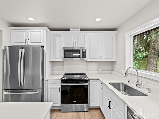 418 S 190th Street, Burien, WA 98148