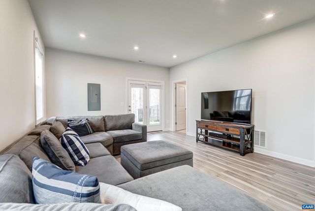 1816 FOWLER ST, Charlottesville, VA 22901