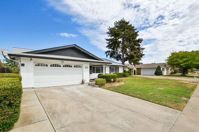 10745 Pedro Way, Rancho Cordova, CA 95670