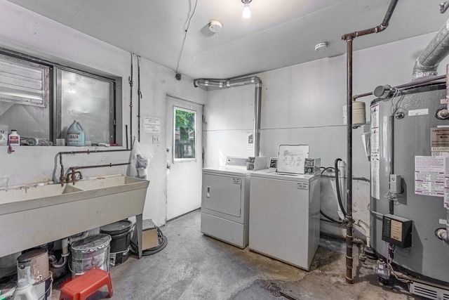 6400 27th Street 201, Berwyn, IL 60402