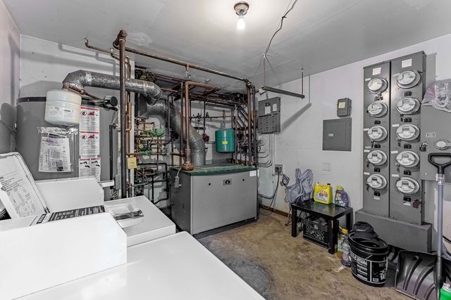 6400 27th Street 201, Berwyn, IL 60402