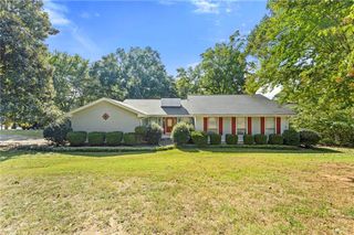 793 Chesterfield Drive, Lawrenceville, GA 30044