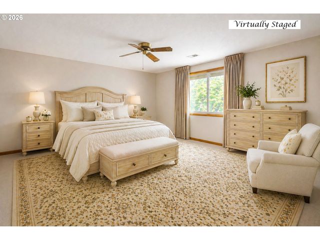 18140 STONEWOOD Dr, Gladstone, OR 97027