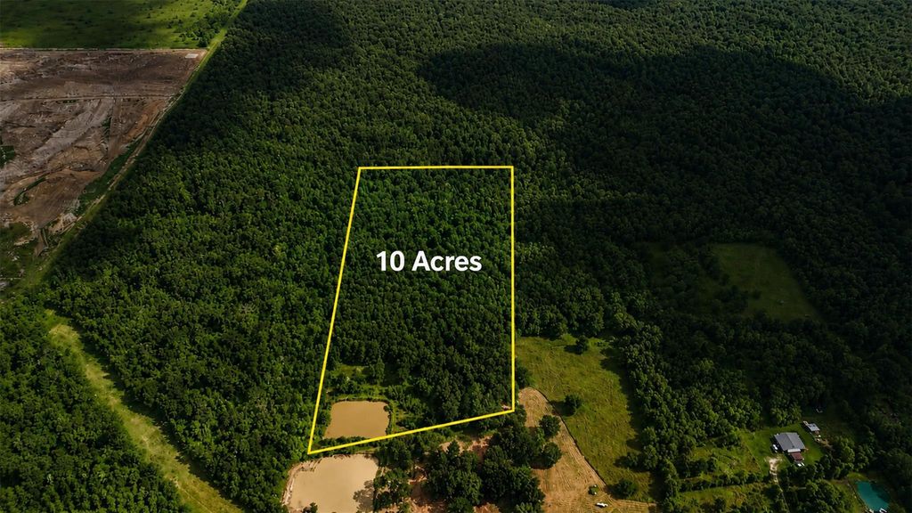 1201 County Road 158, Liberty, TX 77575