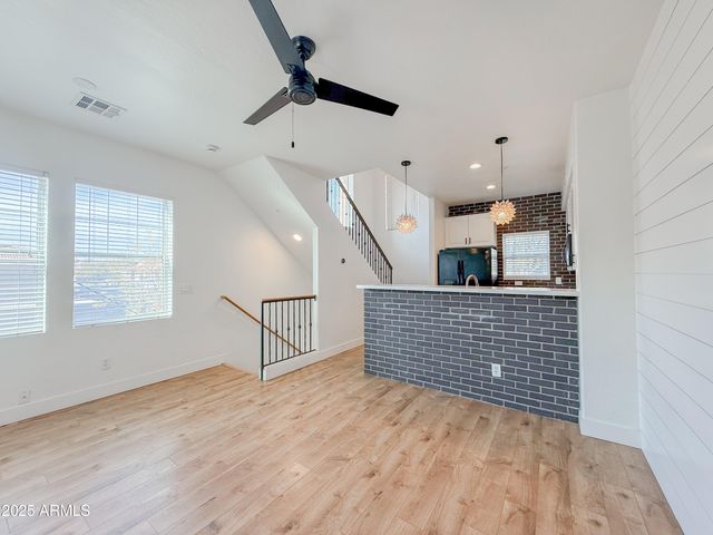 164 W COMMERCE Court, Gilbert, AZ 85233